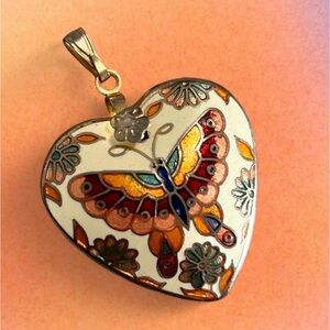 Vintage-Stunning puffed heart shaped butterfly Cloisonné pendant.